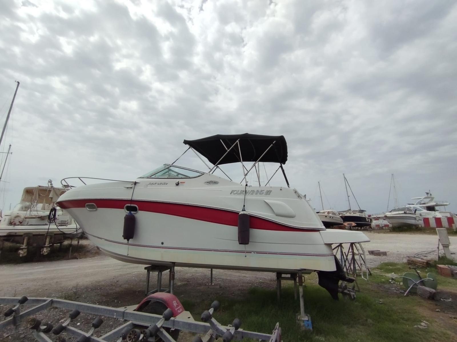 four winns Vista 268