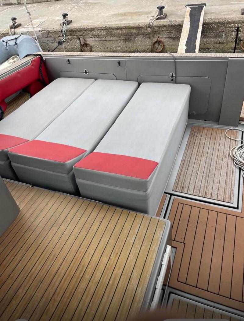 sea ray 300 weekender