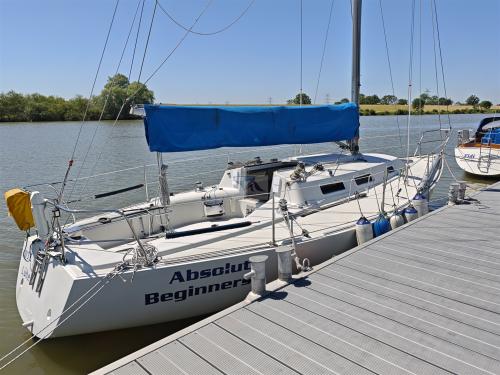 Jboats j/35