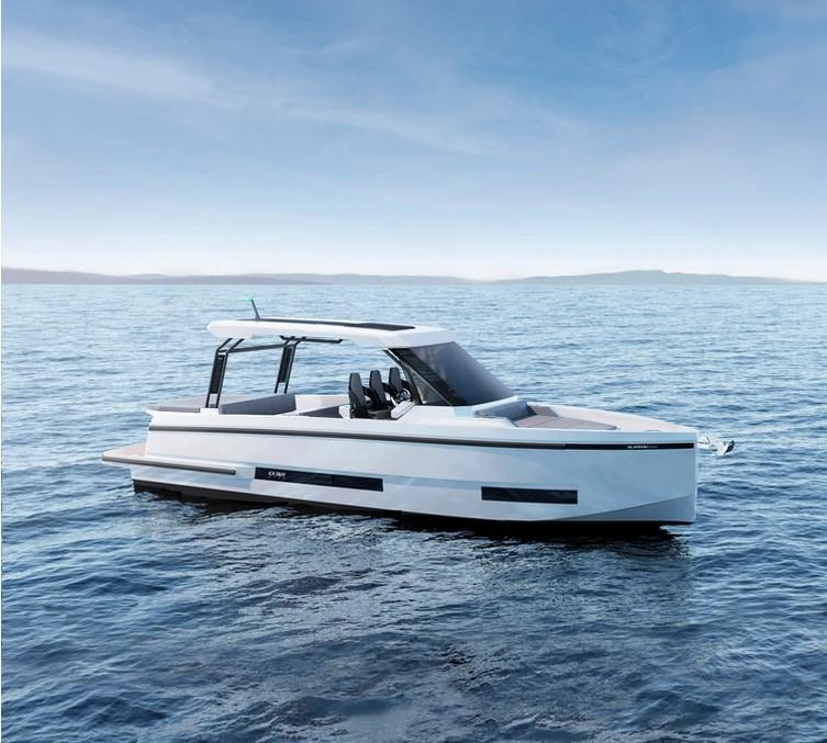 de antonio yachts D32
