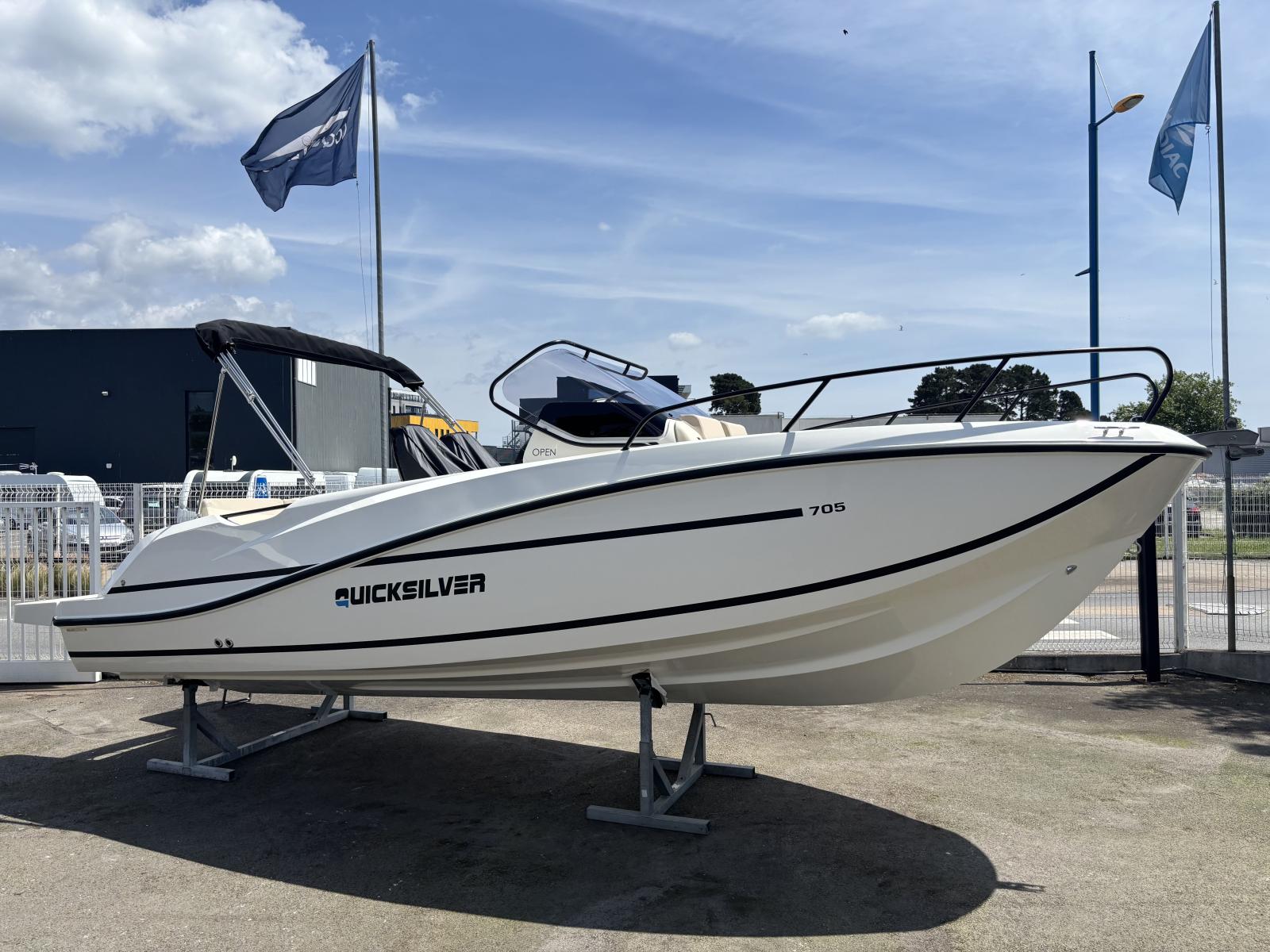 quicksilver 705 open