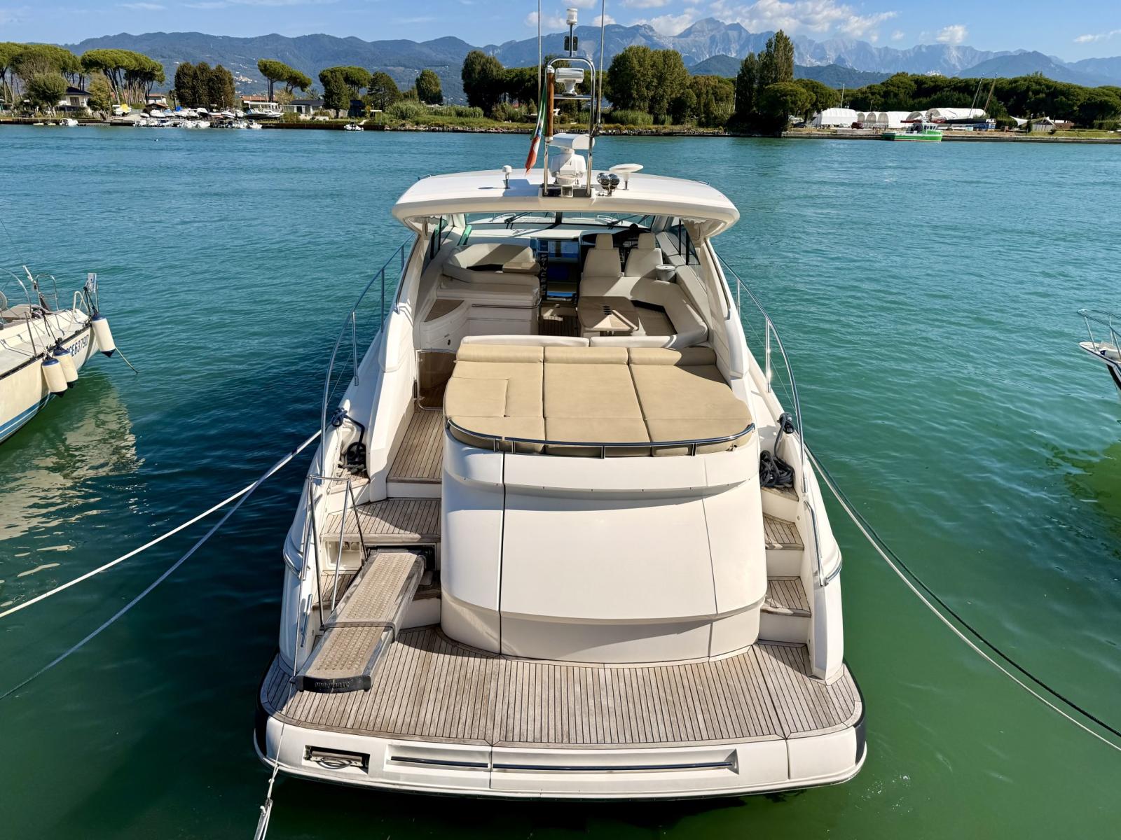 princess yachts V53