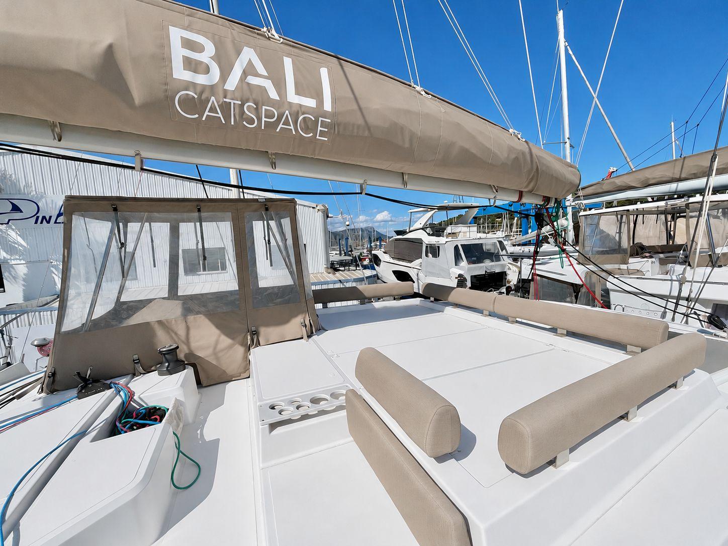 bali catamarans Catspace