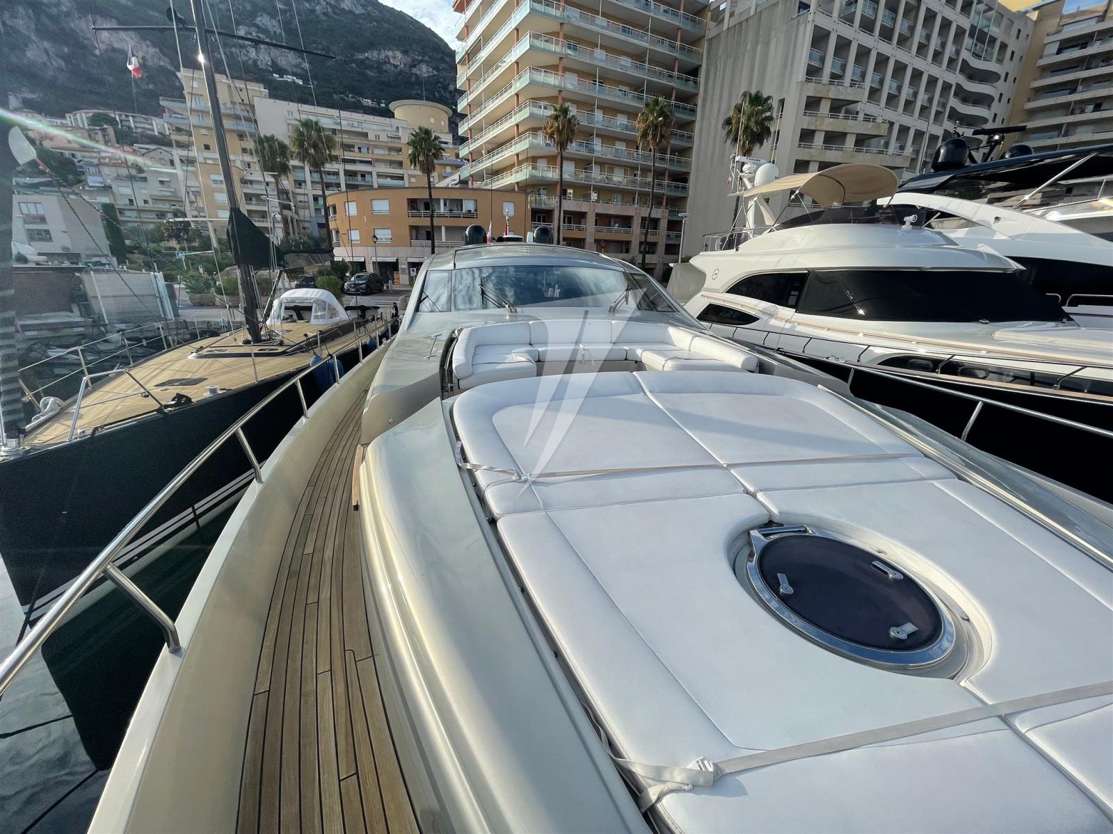 pershing 80