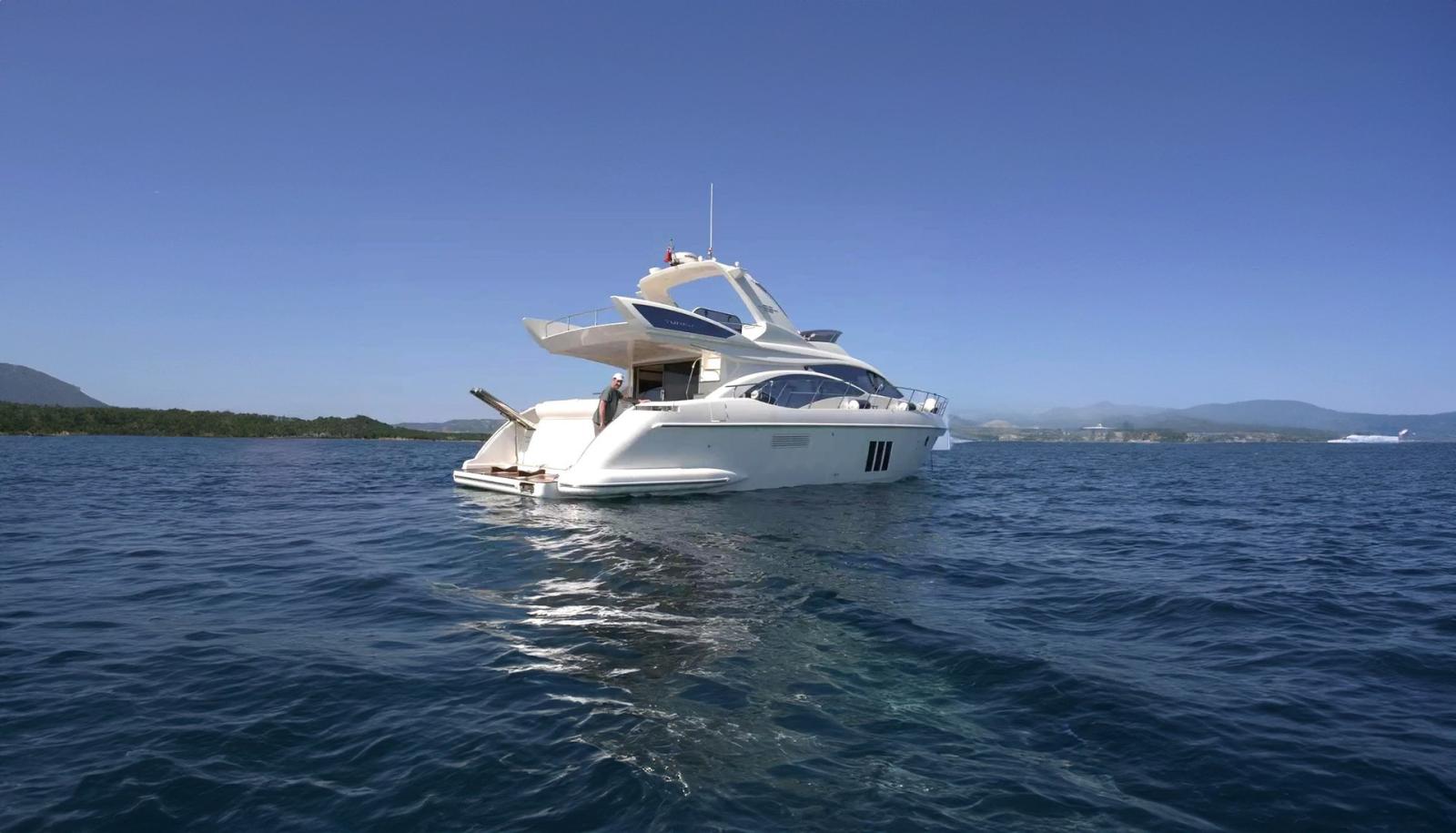 azimut 58