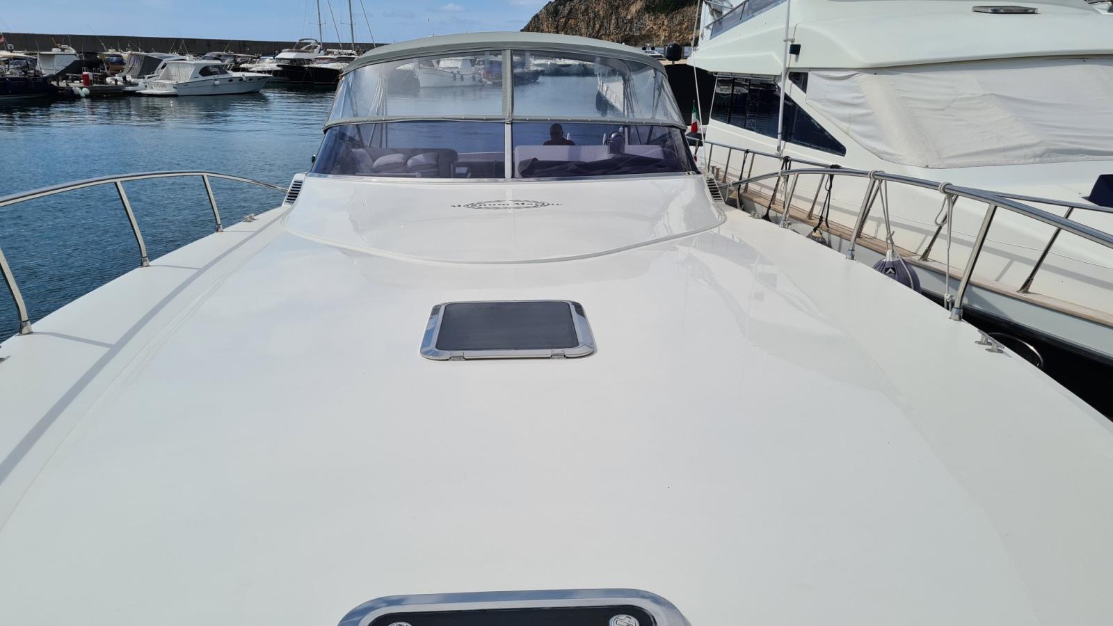 magnum marine 53