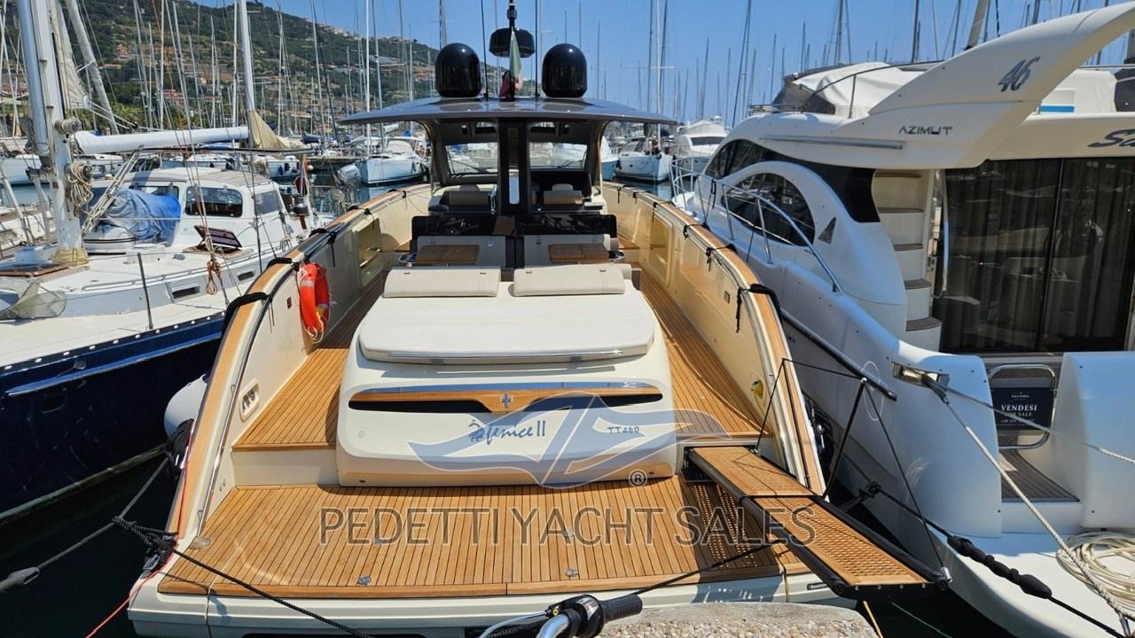 invictus Tt460