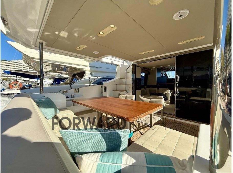 azimut 66 flybridge