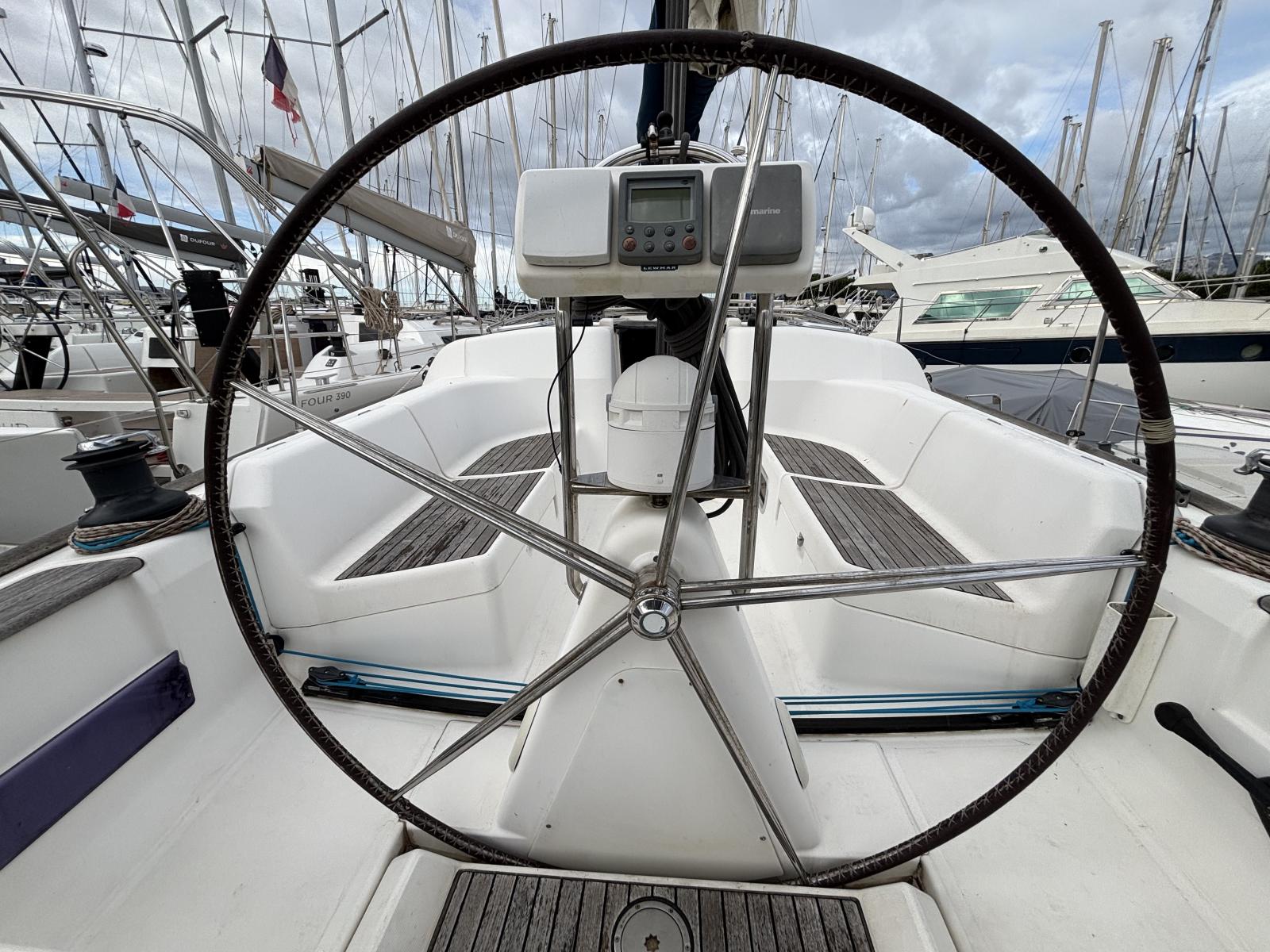 dufour 40 performance