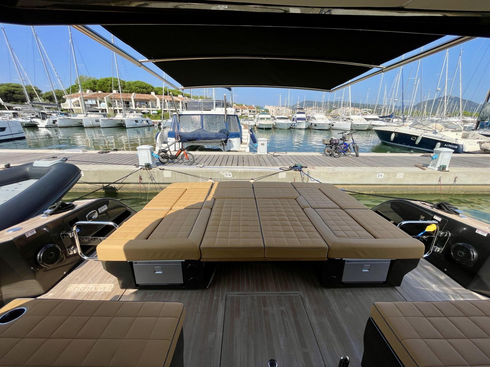 pardo 52gt