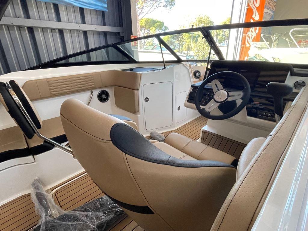 sea ray 210 spx
