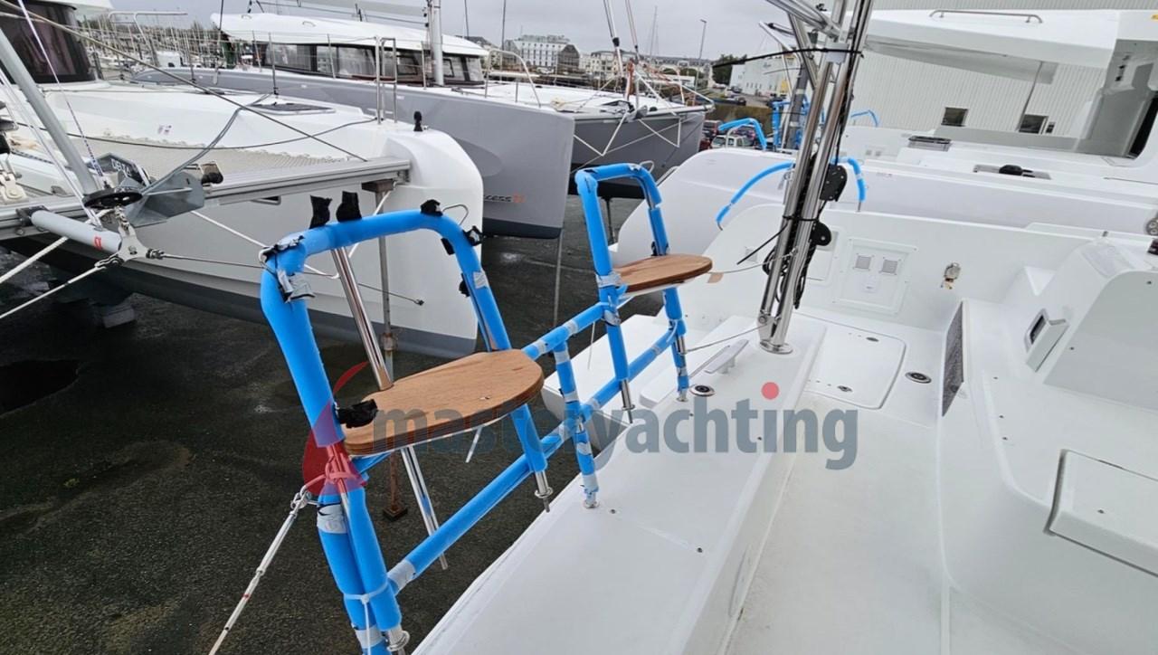 lagoon 42