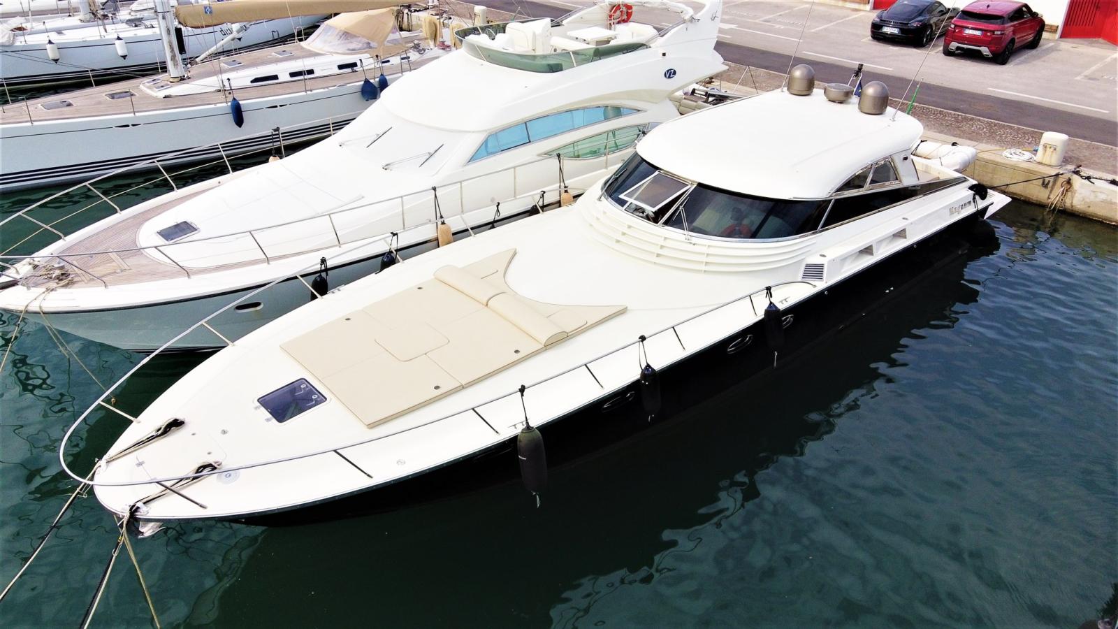 magnum marine 53' ht 3 cabine
