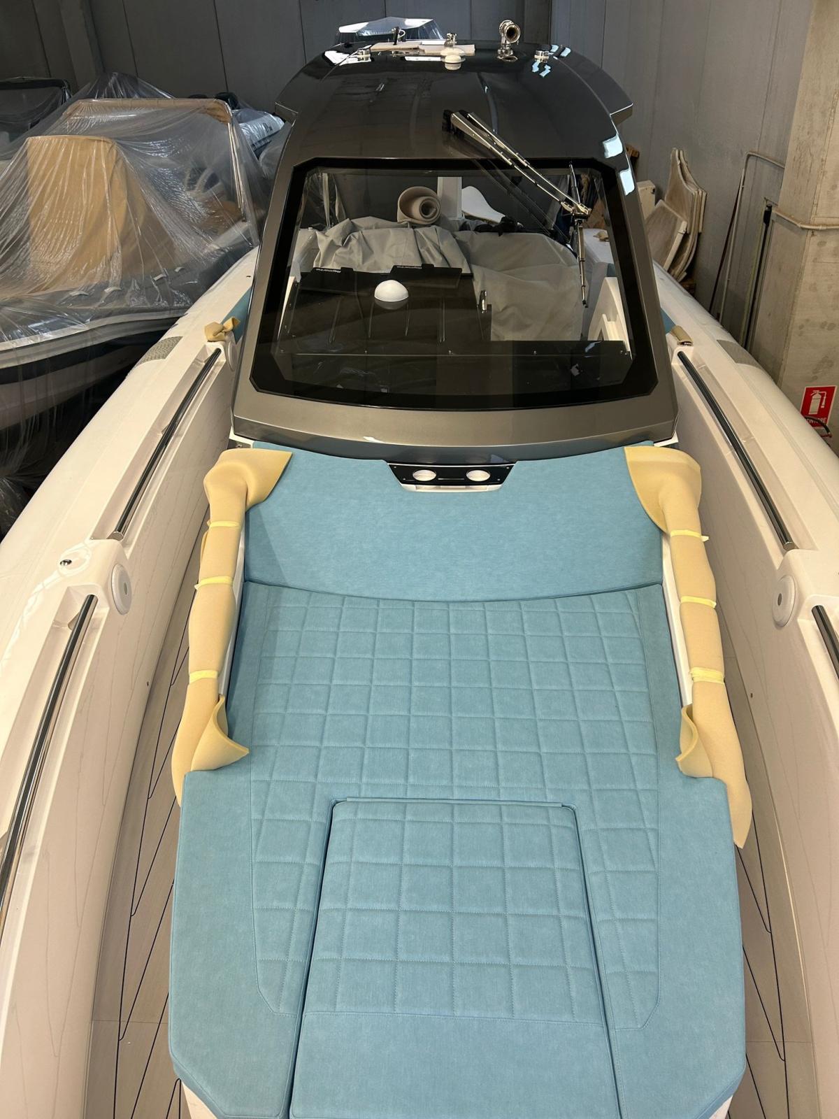 sacs tecnorib Pirelli 35