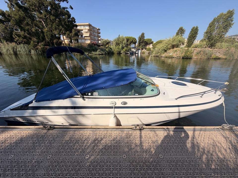 regal 2250 cuddy