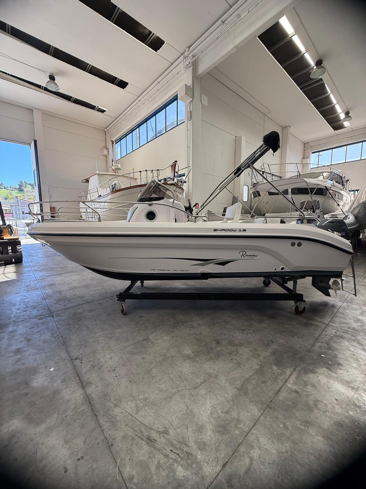 ranieri cantiere Shadow 19