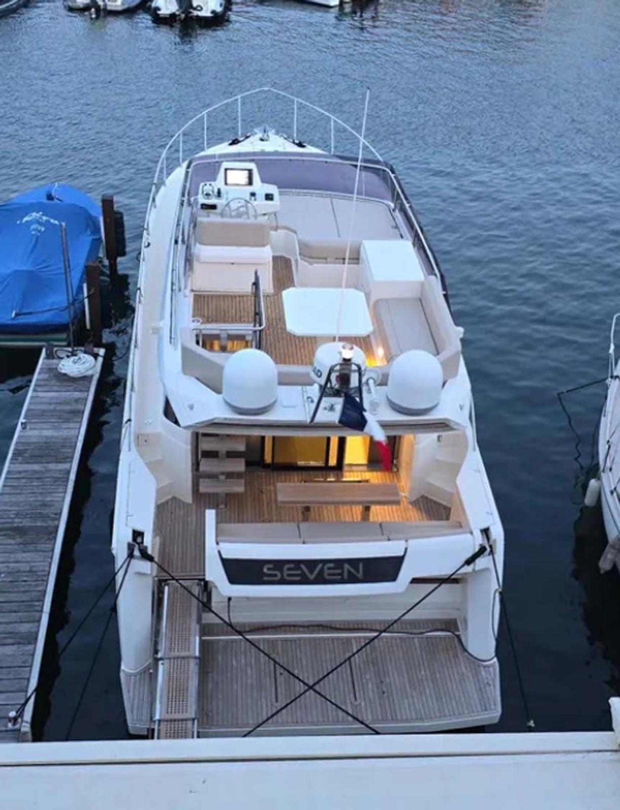 ferretti yachts 450