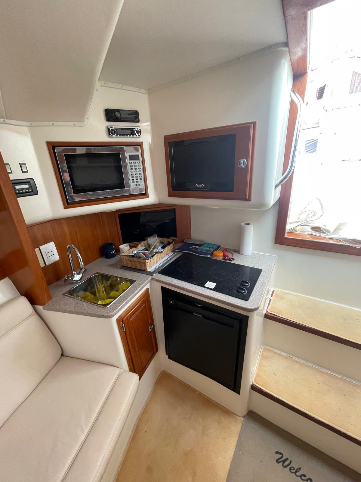 albemarle 32 classic express