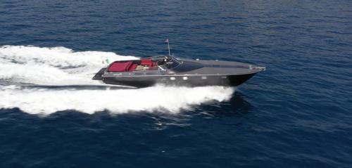 Magnum marine 53