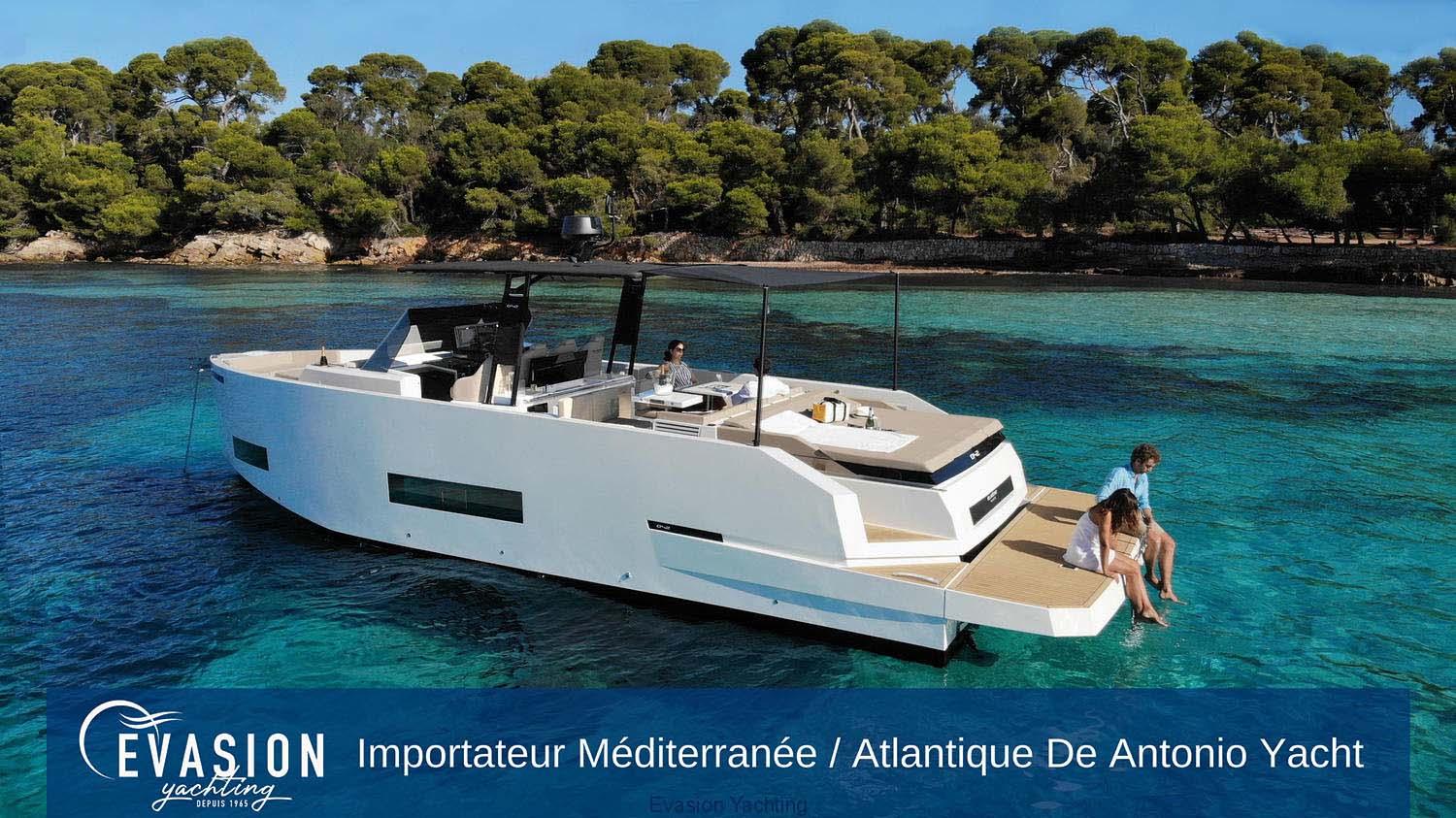 de antonio yachts D42 open