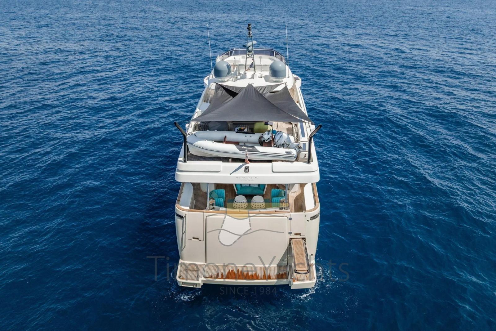 custom line Navetta 26