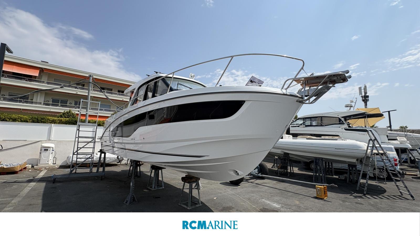 beneteau Antares 9 v2