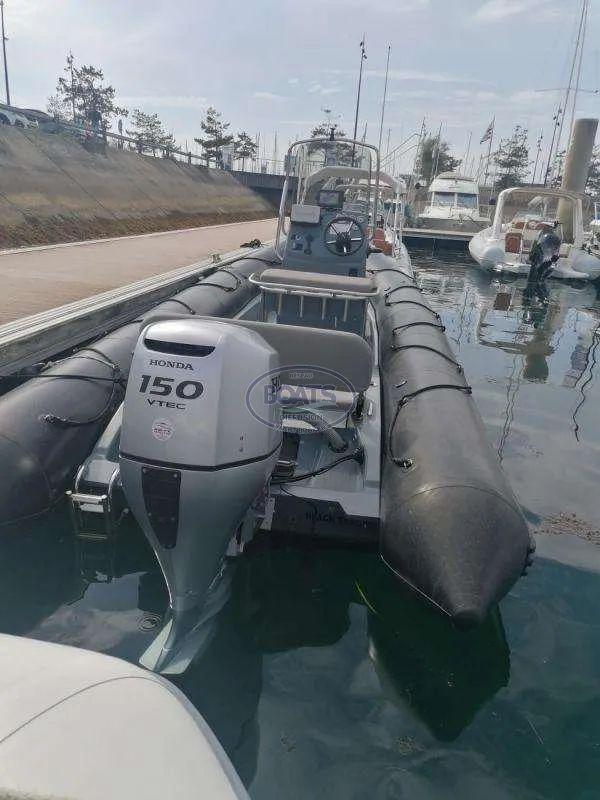 bombard Explorer 700 neo