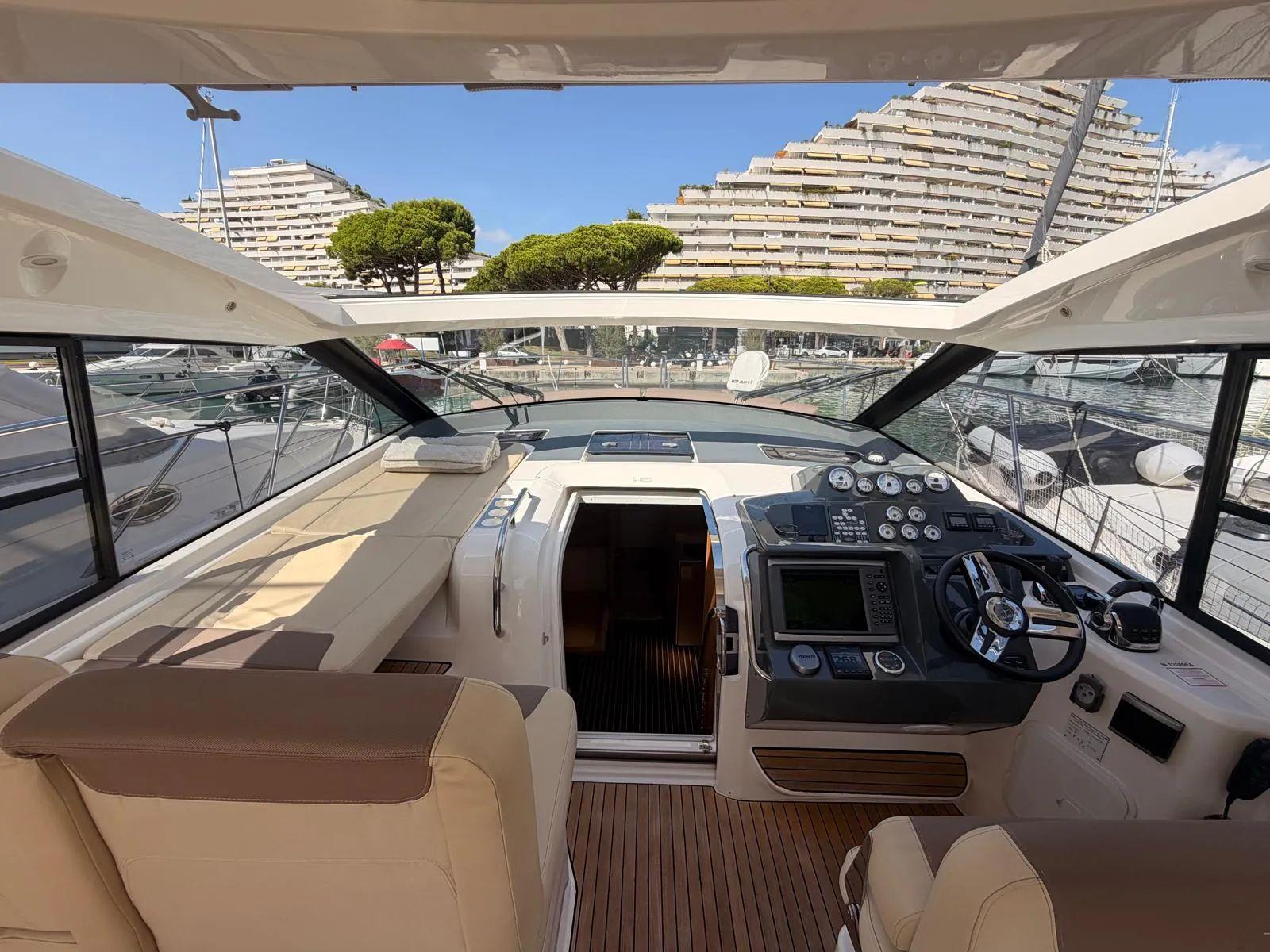bavaria yachts Bavaria 400 hard top