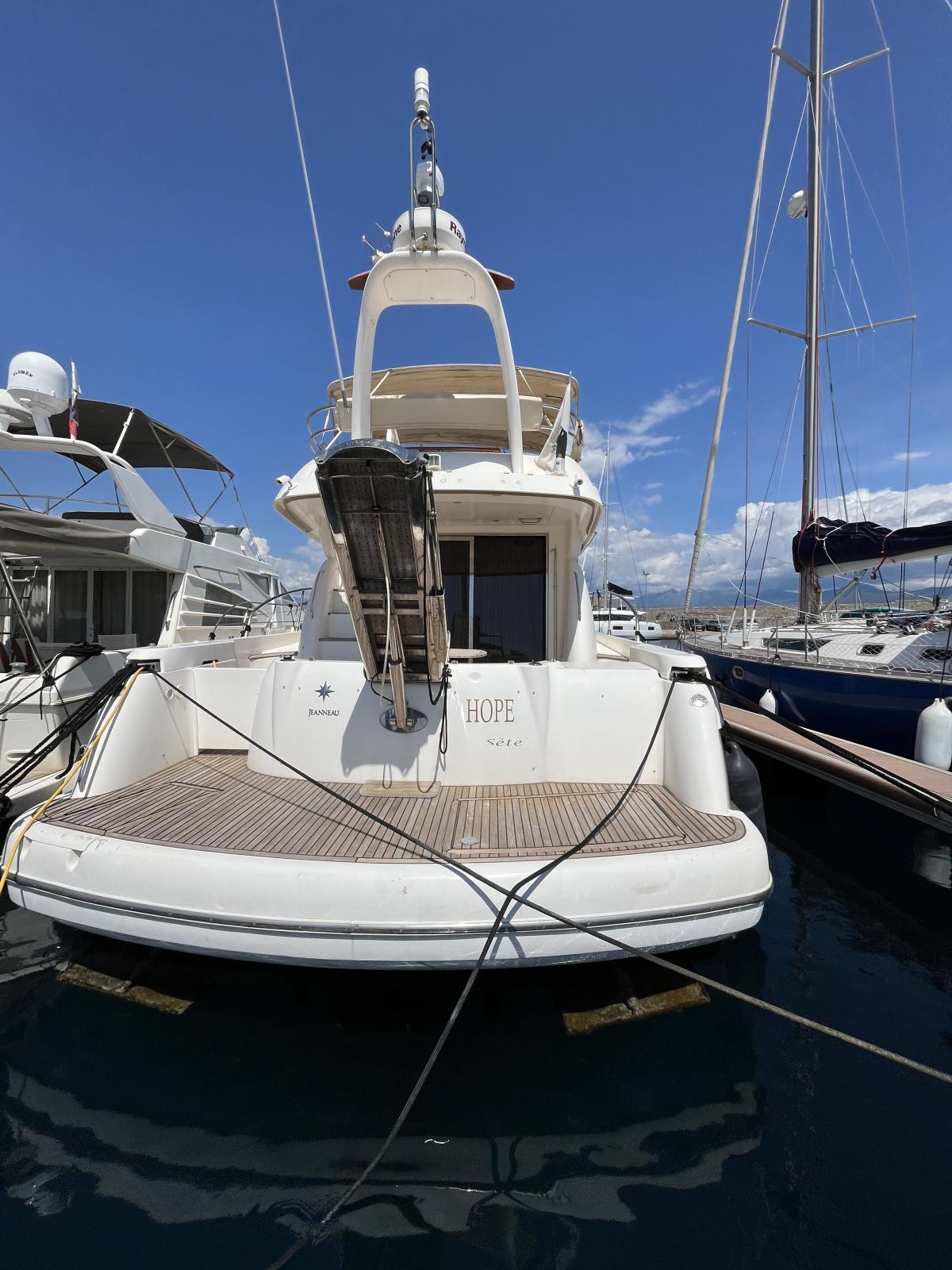 prestige 46 fly