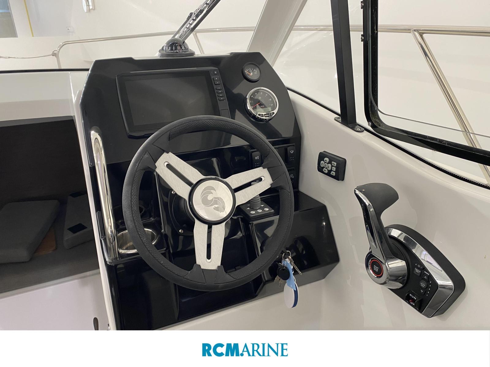 beneteau Antares 7 ob v2 fish