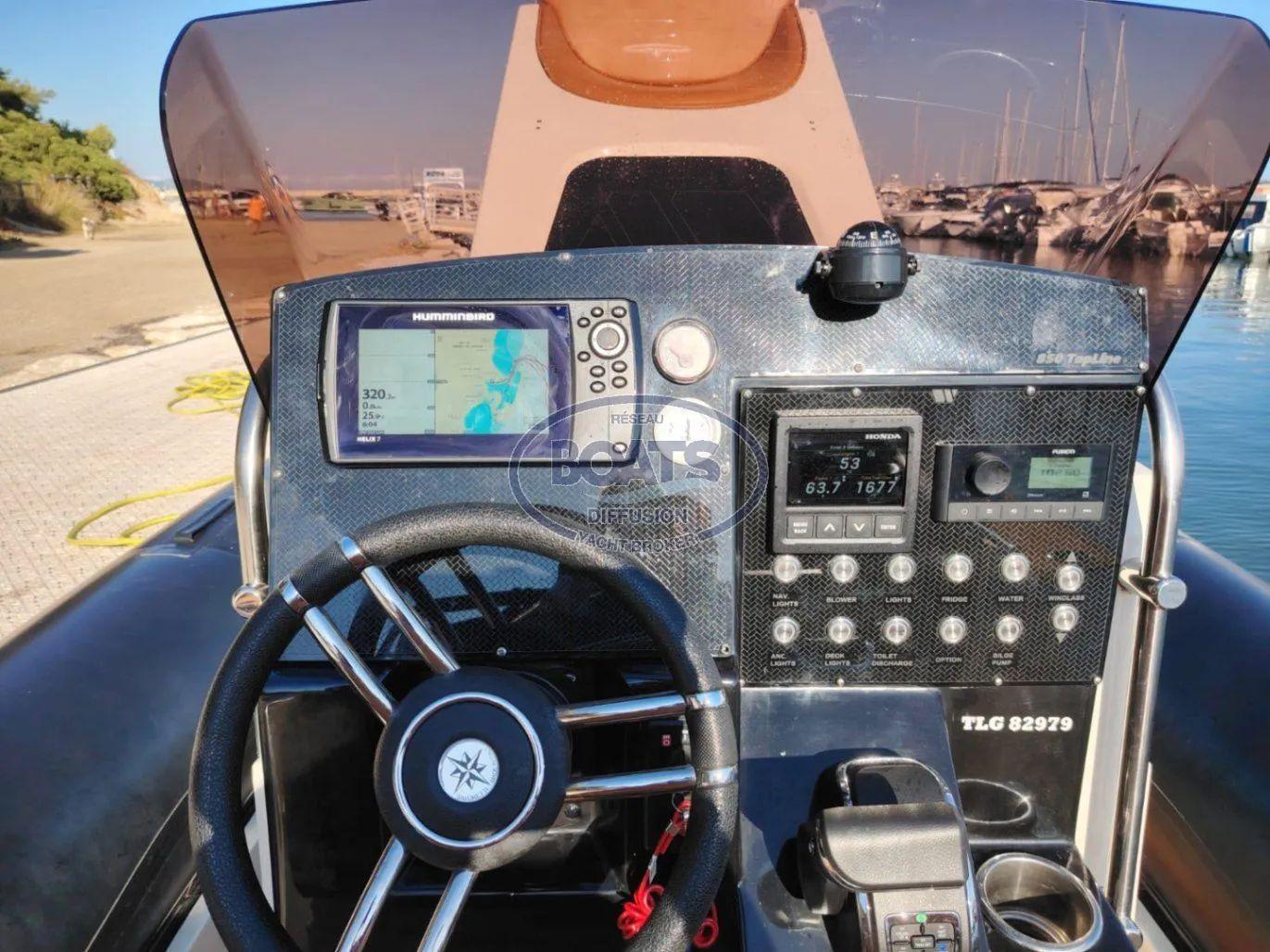 tiger marine Tiger marine 850 top line