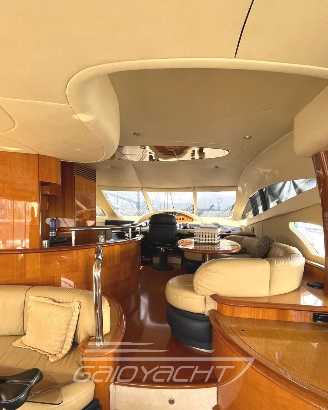azimut 62