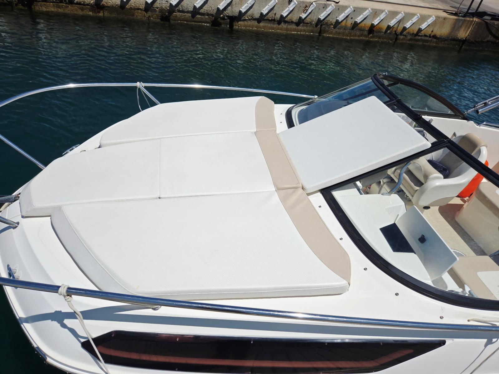 bayliner Vr5 cuddy