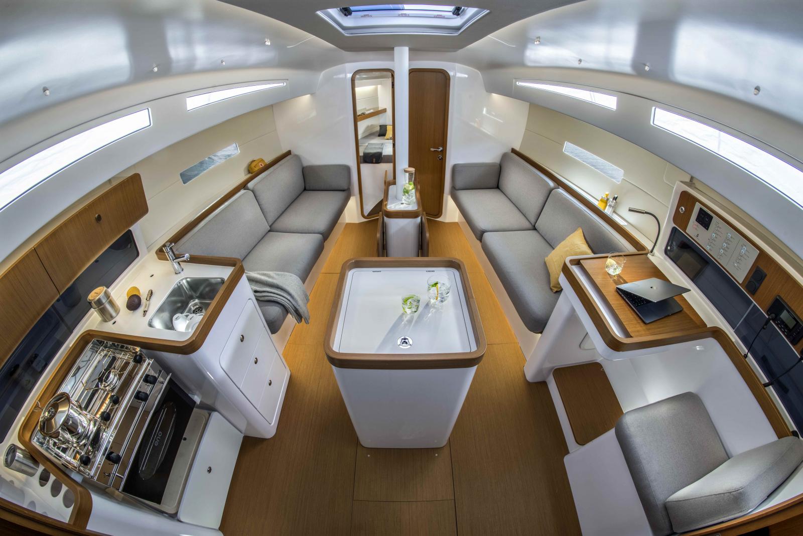 beneteau First 36