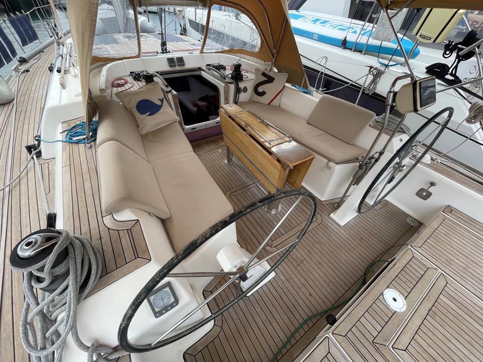 dufour 485