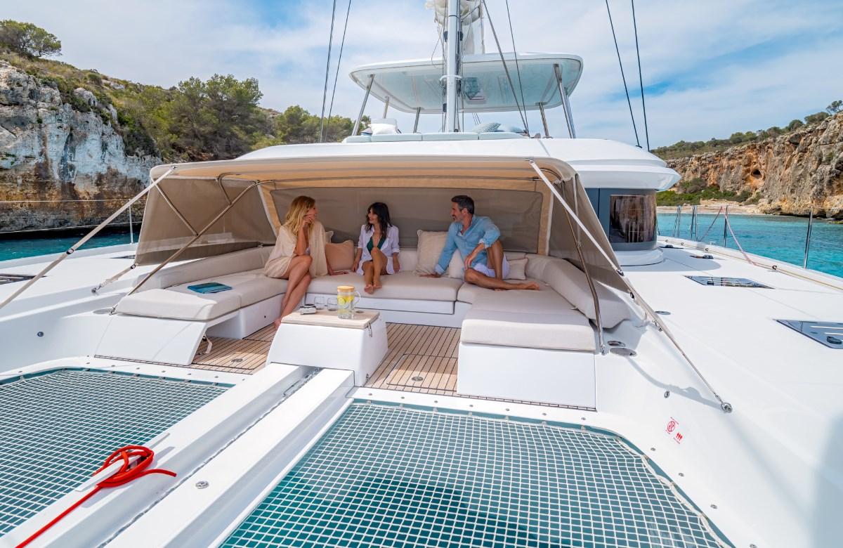 lagoon 55