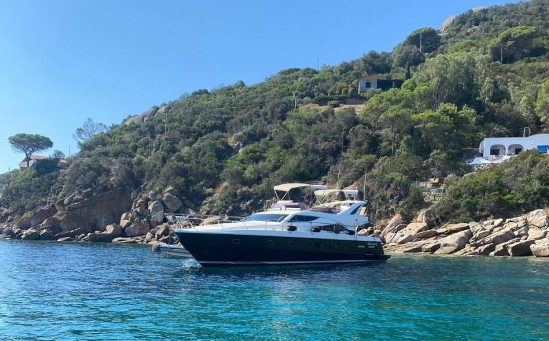 ferretti 620