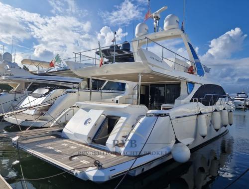 Azimut 66 flybridge