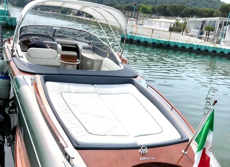 riva 33 aquariva