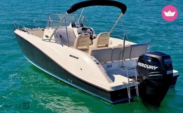 quicksilver Activ 675 sundeck