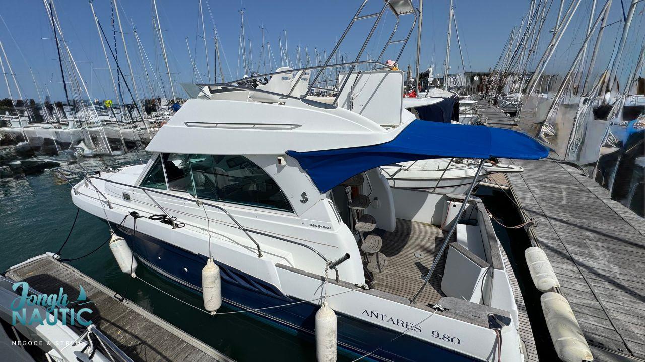 beneteau Antares 9.80