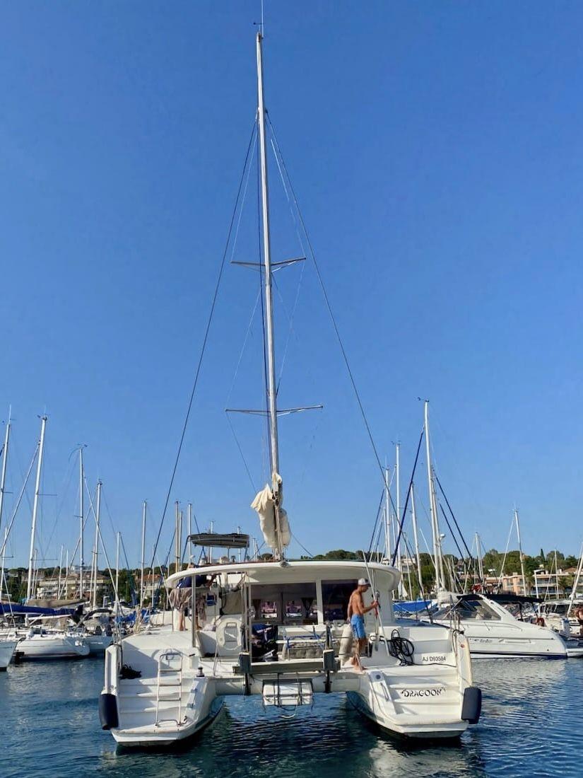 lagoon Lagoon 400