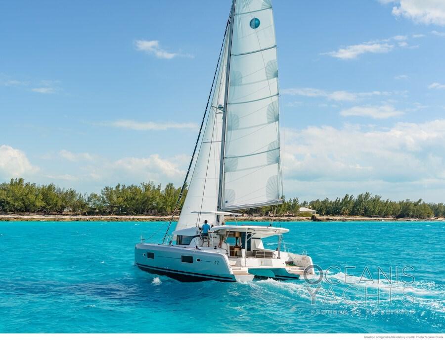 lagoon 42