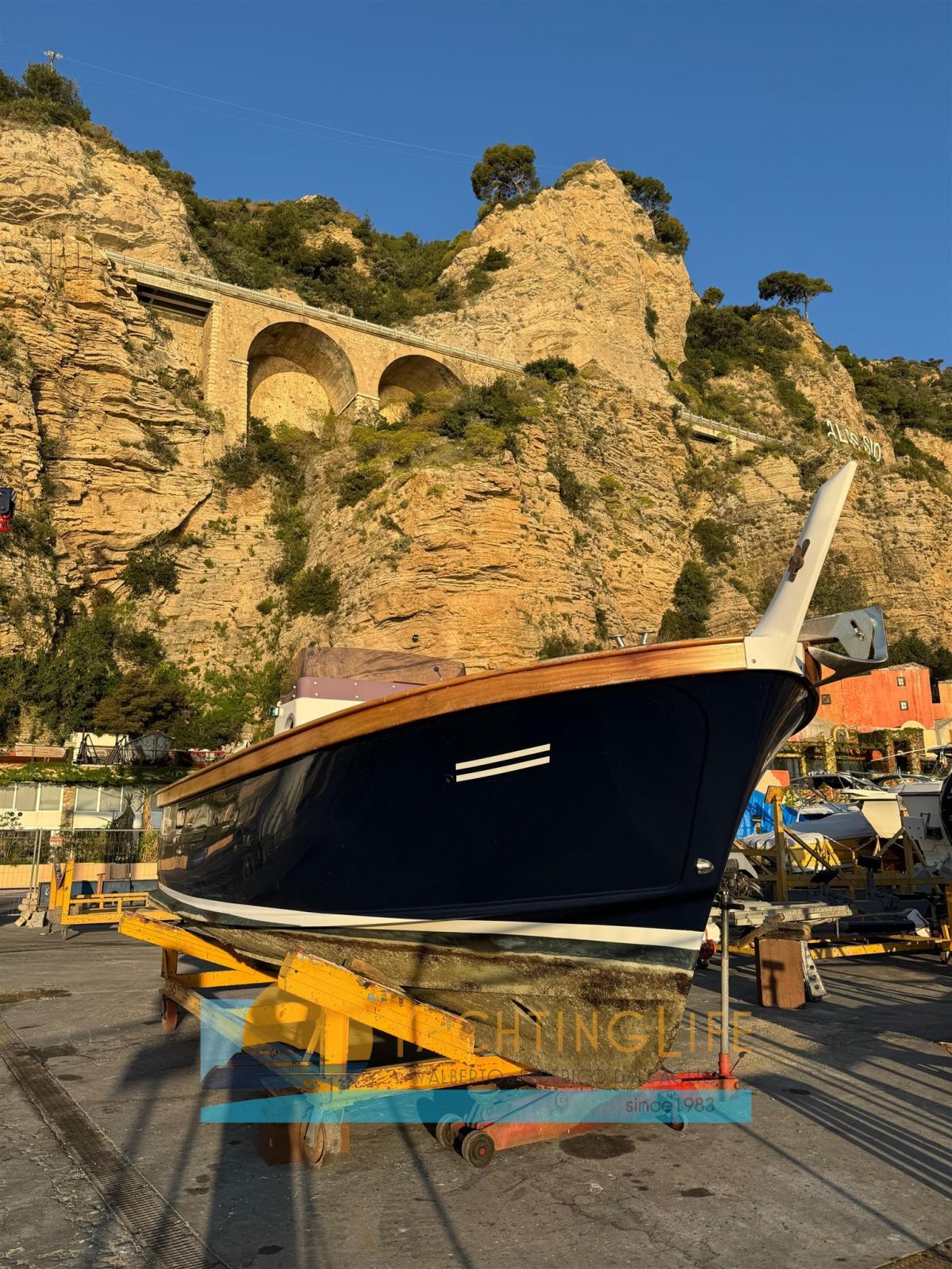 sciallino Sciallino 23' semi cabin