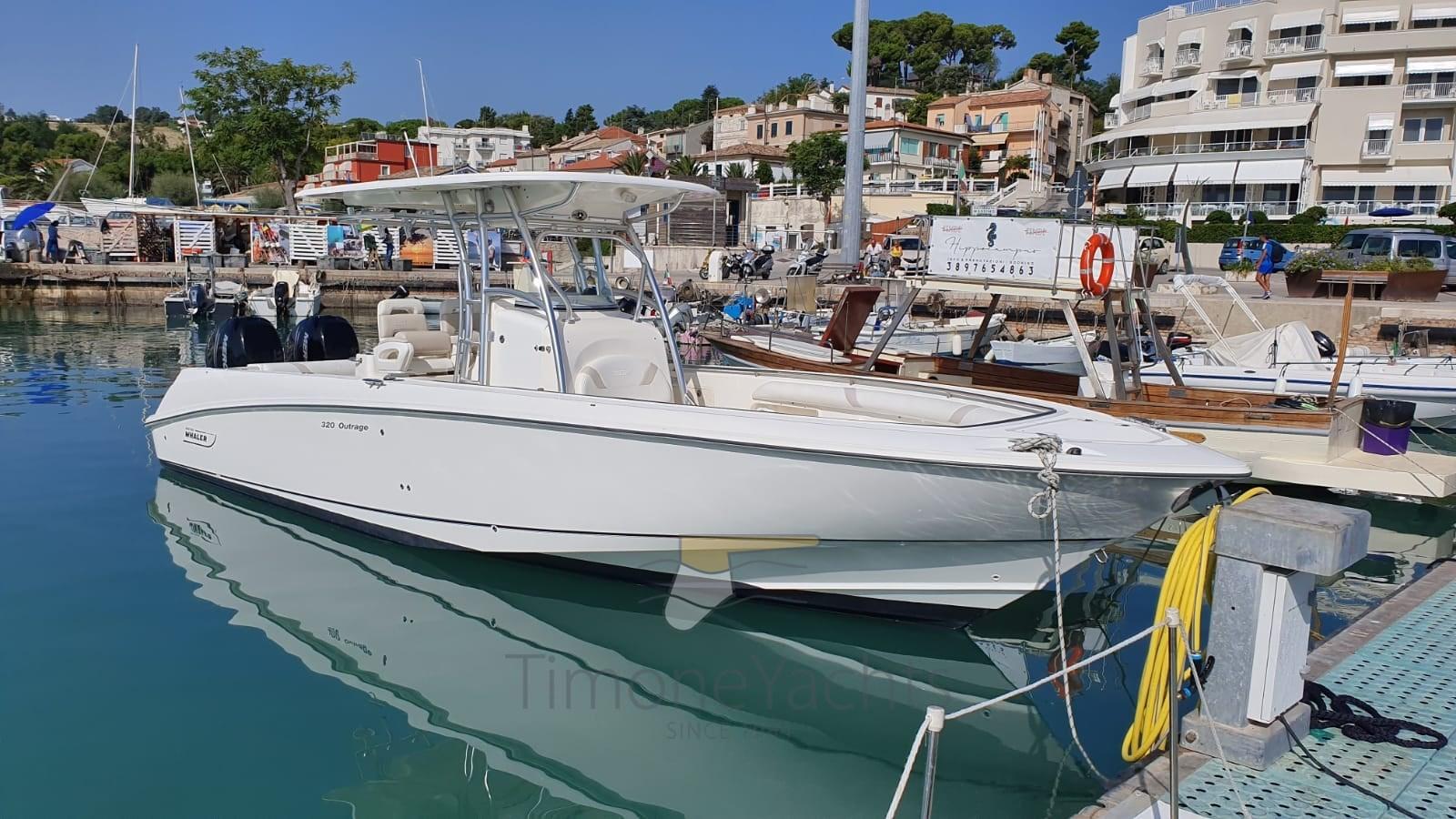 boston whaler Outrage 320