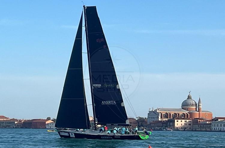 composite works Vor 60