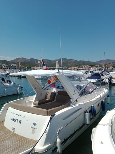 Jeanneau leader 8
