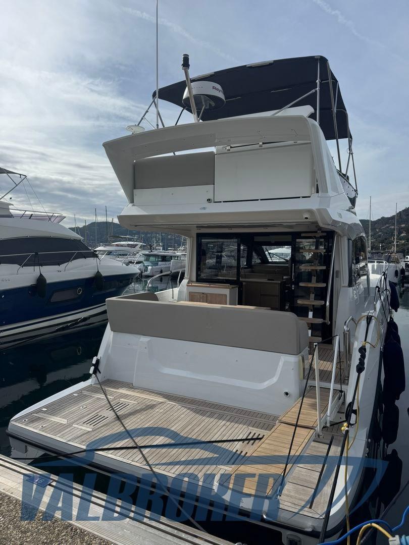 sealine F430