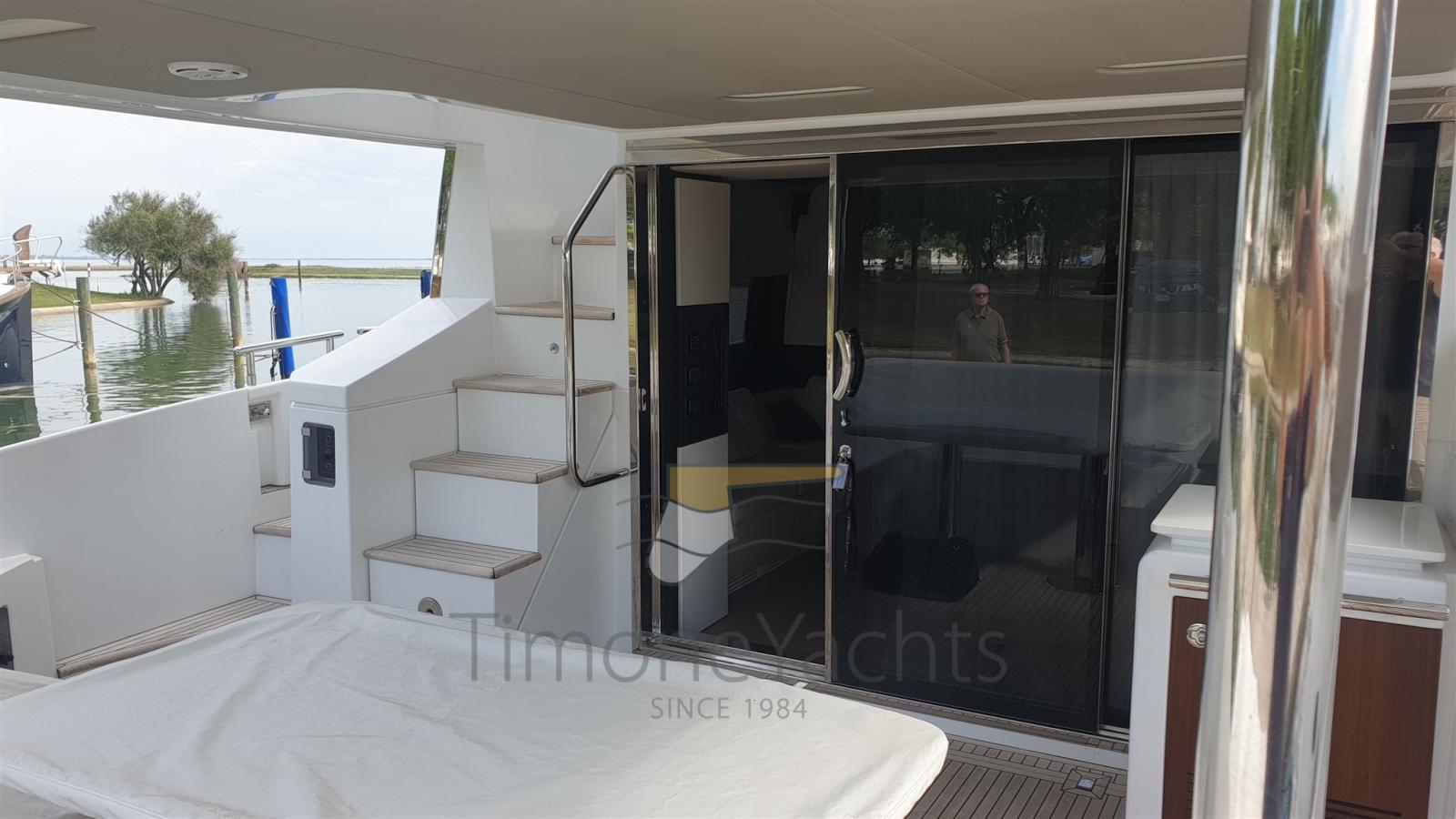azimut 66 flybridge