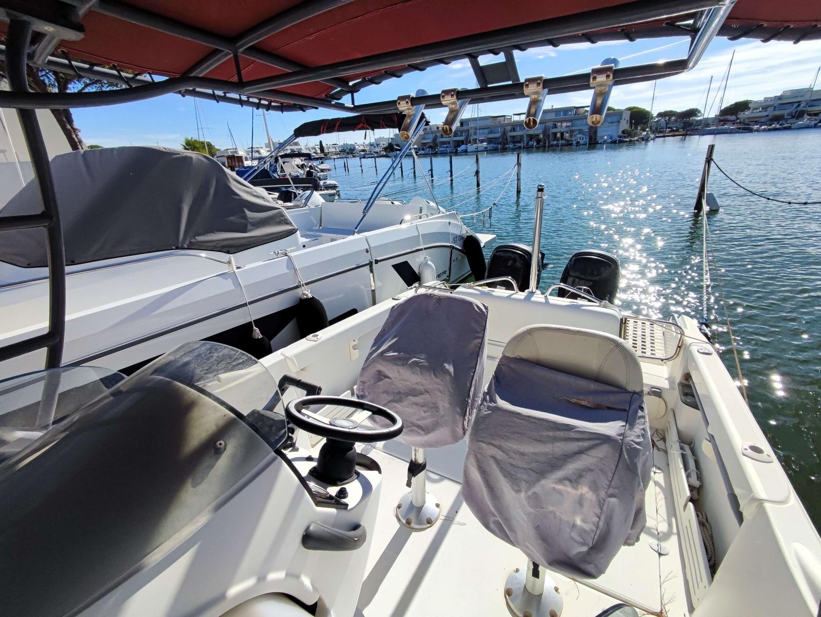 beneteau Flyer 750 open